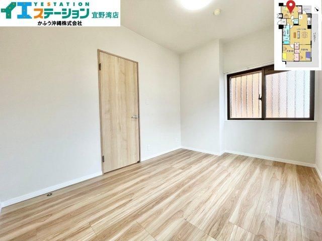 3LDK Renovated Apartment in Ginowan City, Okinawa - Thumbnail 4