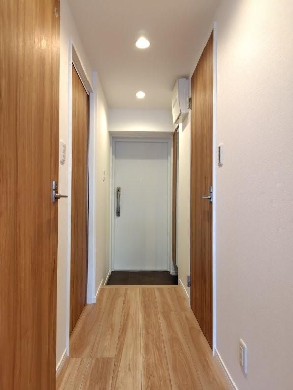 2LDK Apartment for Sale in Funabashi, Chiba - 61.33m2 - Thumbnail 3