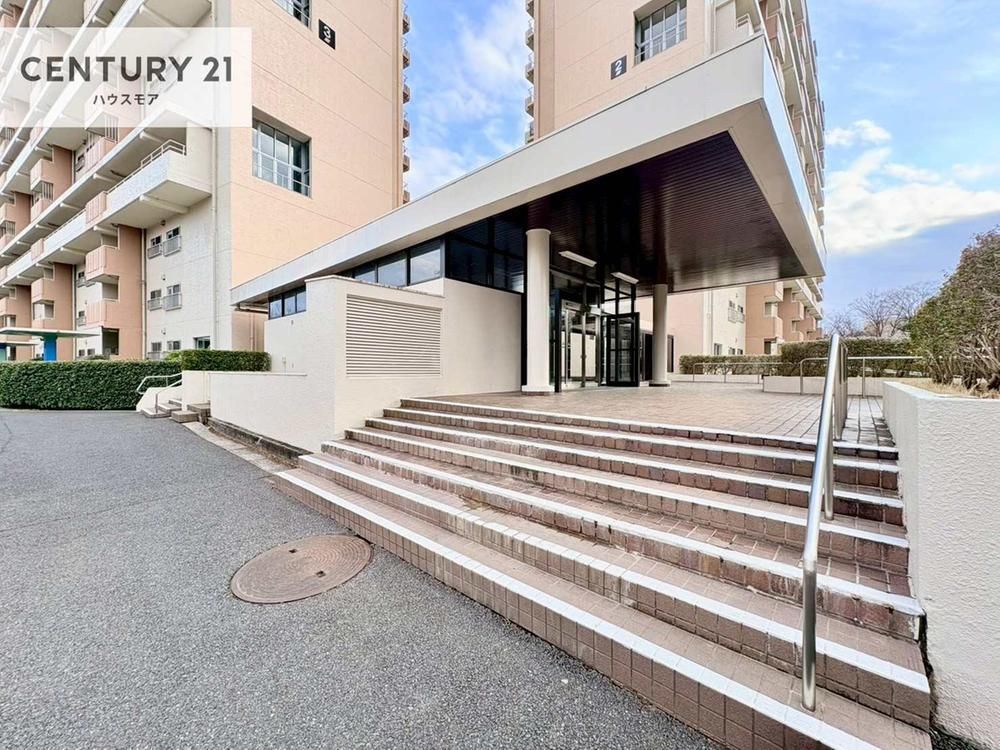 Renovated 3LDK Apartment in Abiko, Chiba - 76.74 sqm - Thumbnail 2