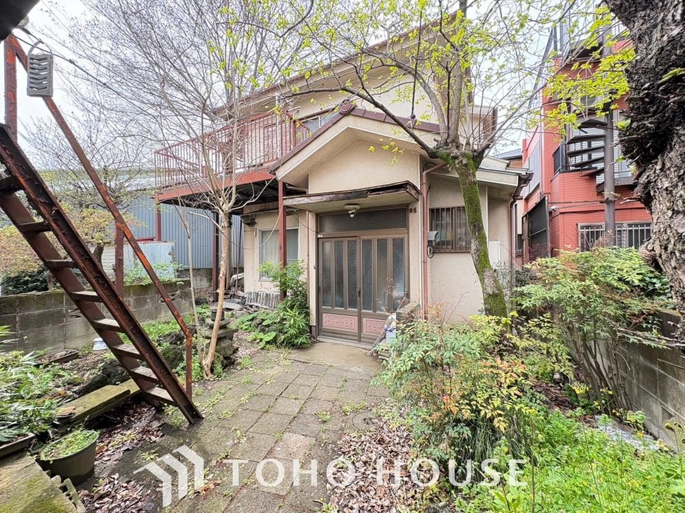 2K Detached House for Sale in Fuchu, Tokyo - 83.45 sqm - Thumbnail 3