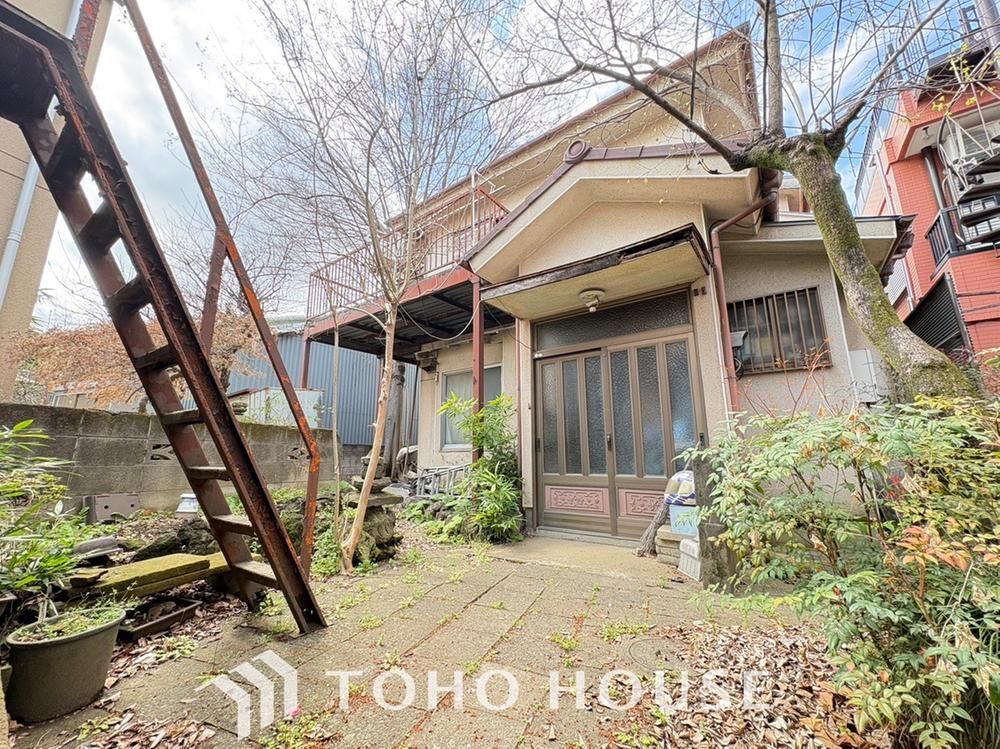 2K Detached House for Sale in Fuchu, Tokyo - 83.45 sqm - Thumbnail 2