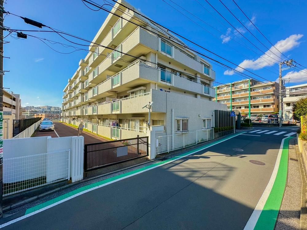 3LDK Apartment for Sale in Minami Ward, Yokohama - Thumbnail 3