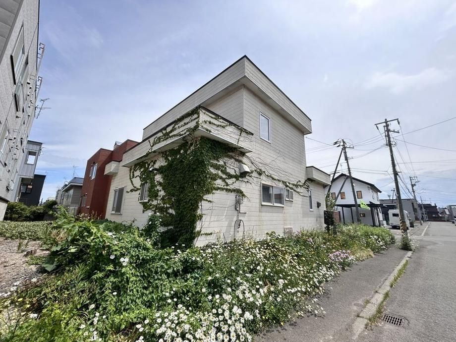 216m2 Residential Land for Sale in Higashikariki, Sapporo - Thumbnail 2