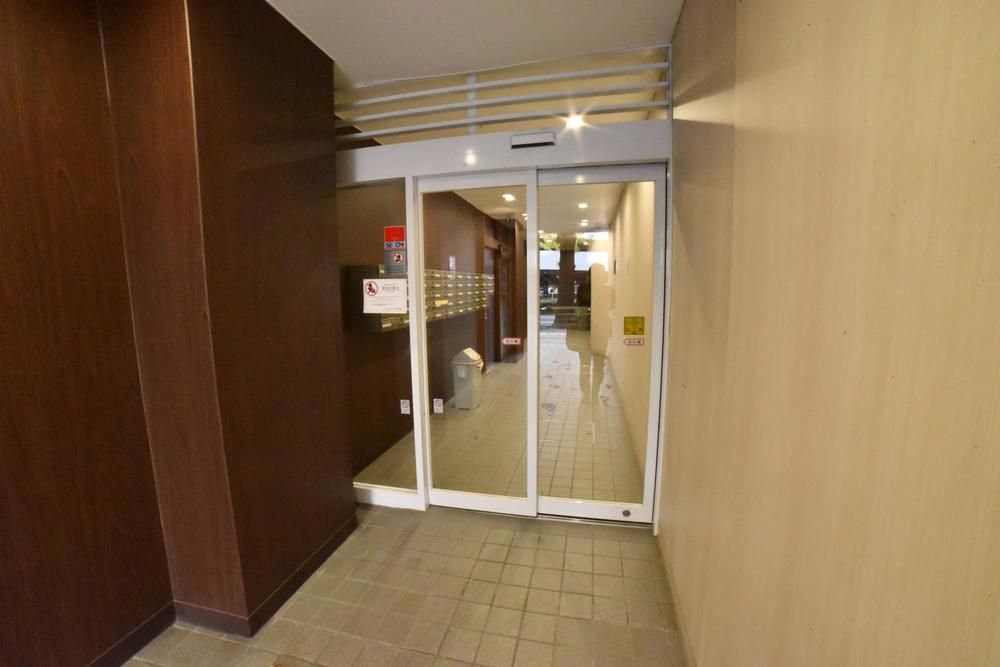 Renovated 2LDK Apartment Near Sendai Station - Thumbnail 4