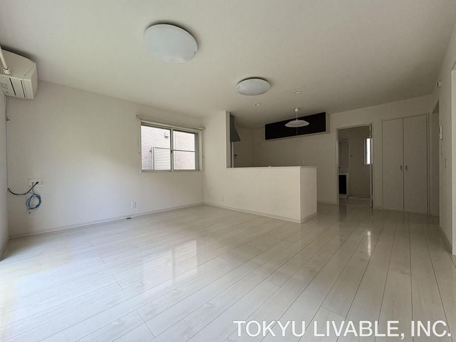 4LDK Detached House for Sale in Sakura Ward, Saitama - Thumbnail 2