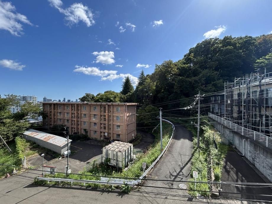 2LDK Apartment for Sale in Aoba Ward, Sendai, Miyagi - Thumbnail 4