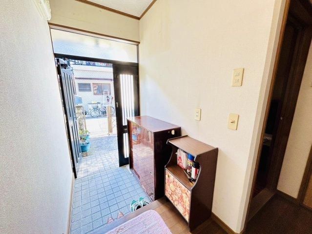 4DK Detached House in Kishiwada, Osaka – 68 sqm, 2-Story - Thumbnail 3