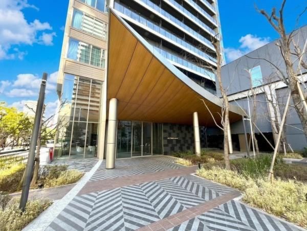 MIDTOWER GRAND 2LDK Apartment in Chuo, Tokyo for Sale - Thumbnail 2