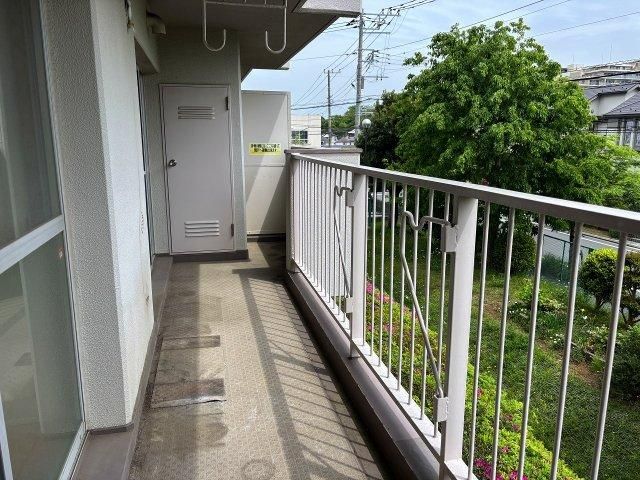 3DK Apartment for Sale in Totsuka-ku, Yokohama - 66.59m2 - Thumbnail 3
