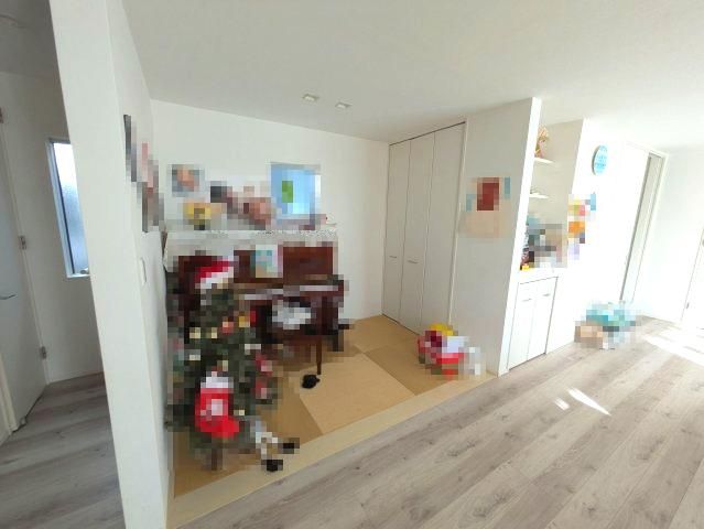 4LDK Detached House with Solar Power for Sale in Saitama - Thumbnail 3
