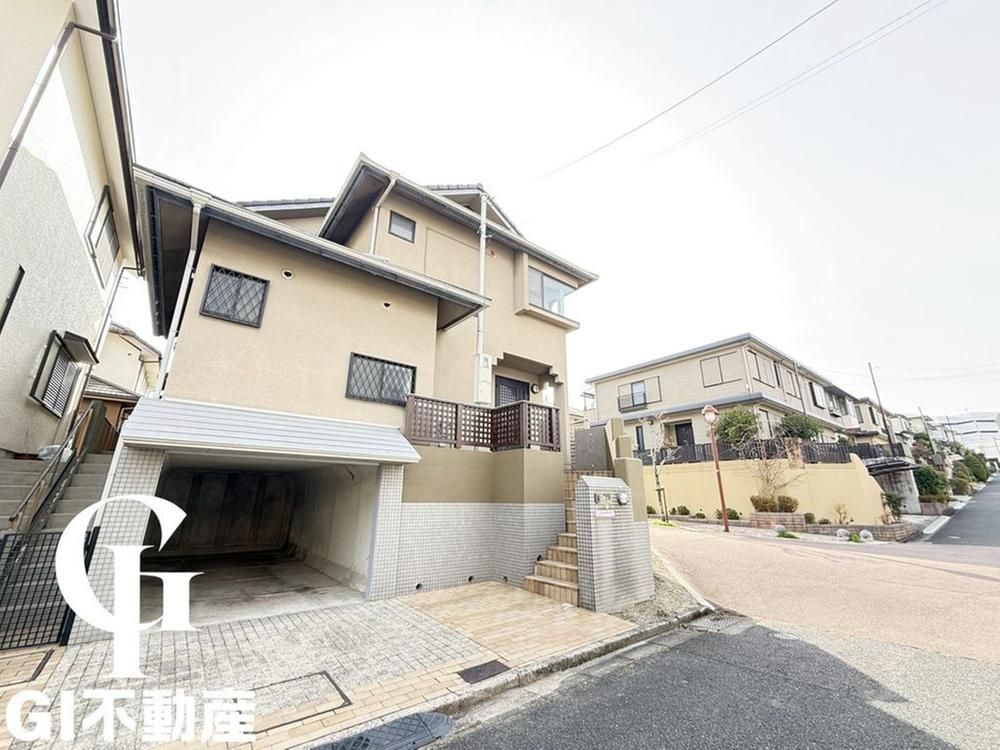 Renovated 4LDK House for Sale in Kyotanabe, Kyoto - Thumbnail 3