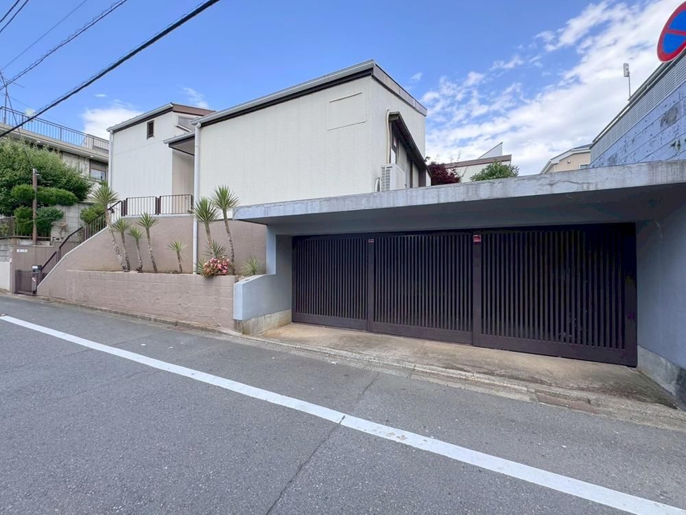 92 Tsubo Building Lot in Setagaya, Tokyo - Thumbnail 3
