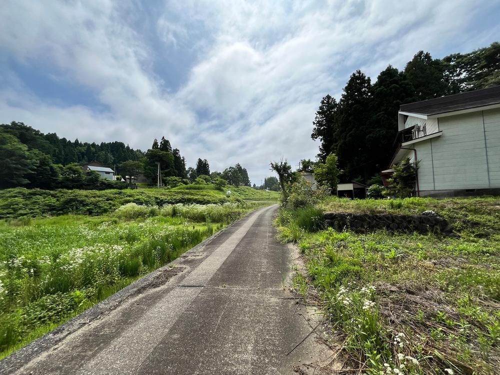 8DK House with Large Land in Joetsu, Niigata - Thumbnail 2