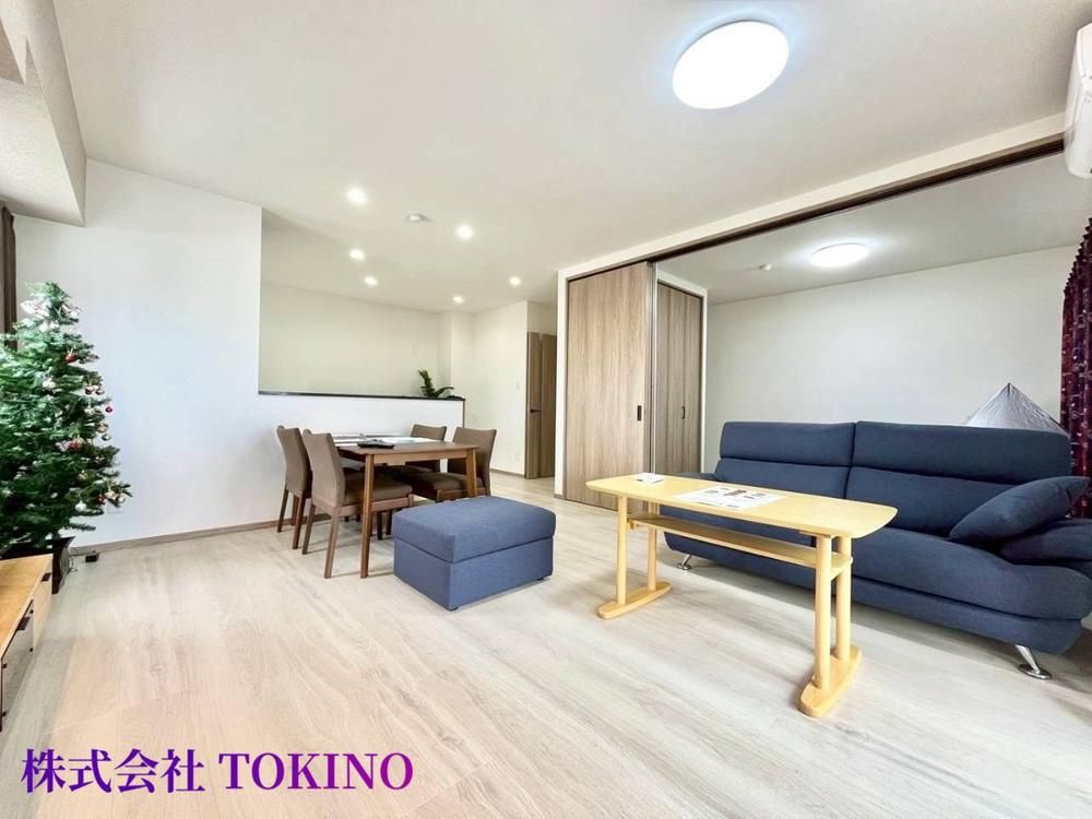 4LDK Corner Apartment in Okinawa City for Sale - Thumbnail 4