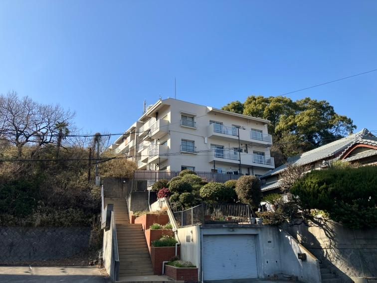 Renovated 2LDK Apartment in Higashiura, Aichi - Thumbnail 2