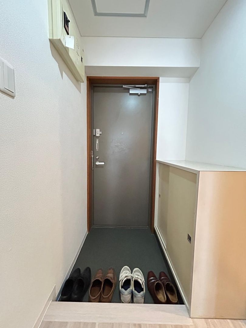 Renovated 2LDK Apartment in Chuo Ward, Sapporo for Sale - Thumbnail 2