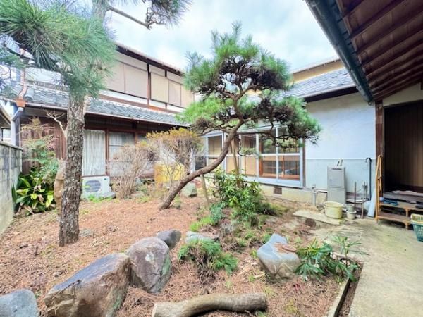 9DK Detached House for Sale in Katsuragi, Nara – 276 sqm - Thumbnail 4