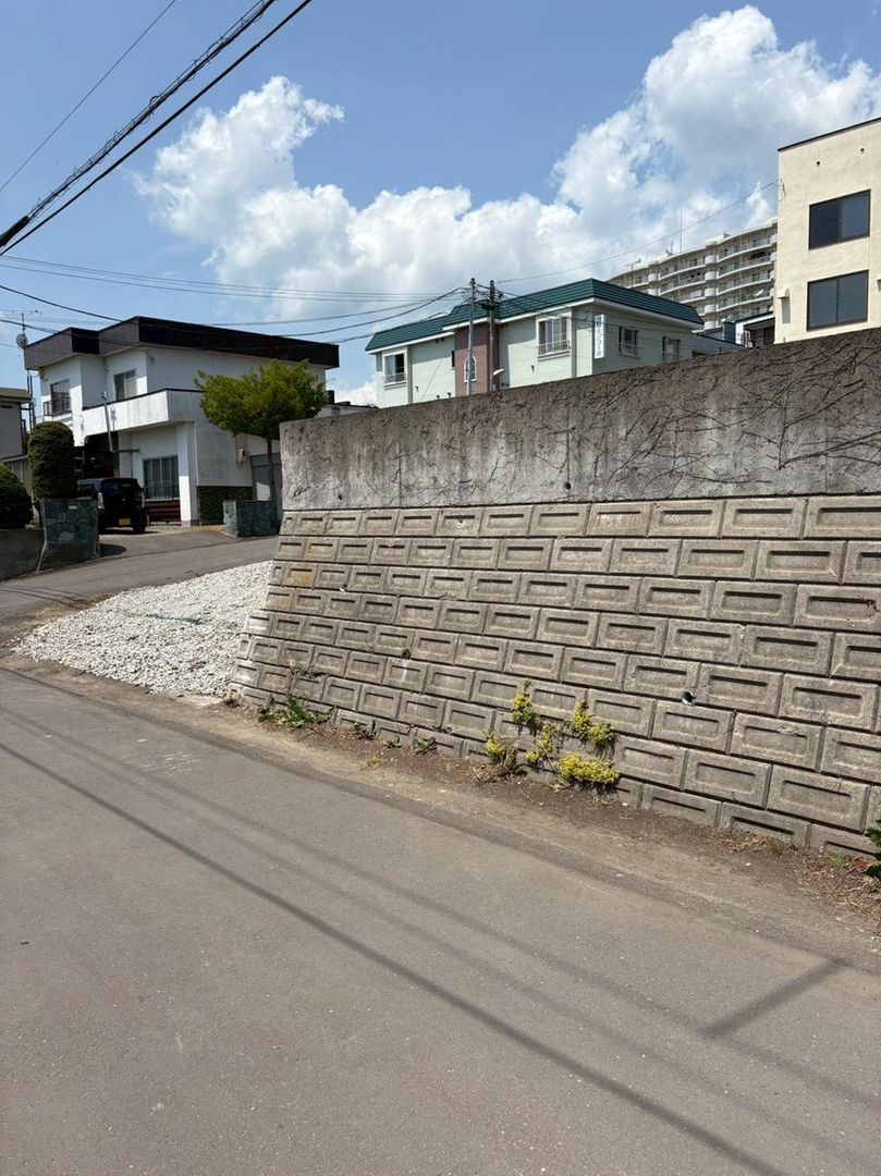 332 sqm Freehold Land for Sale in Minami-ku, Sapporo - Thumbnail 3