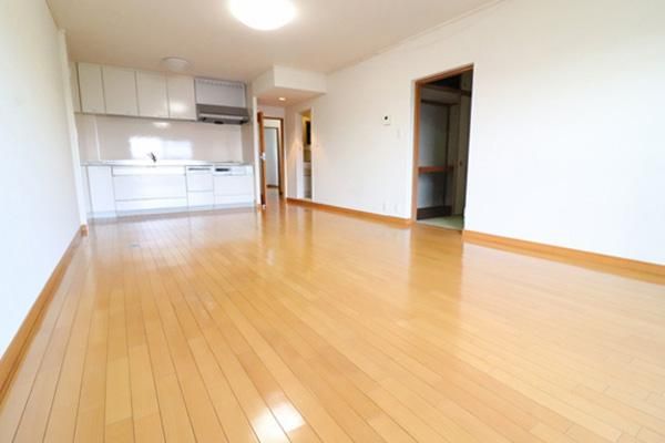 3LDK Apartment in Chiba City for 6.9 Million Yen - Thumbnail 4