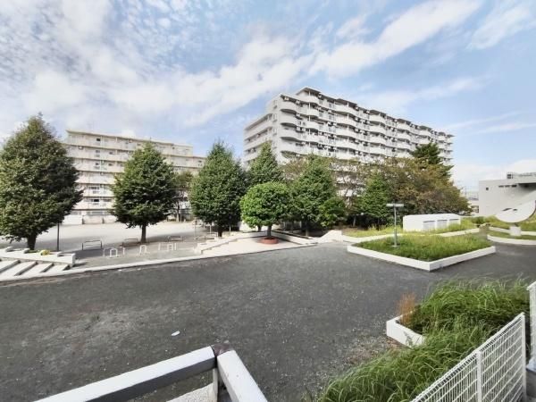 4LDK Apartment for Sale in Yamato City Near Tsuruma Station - Thumbnail 3