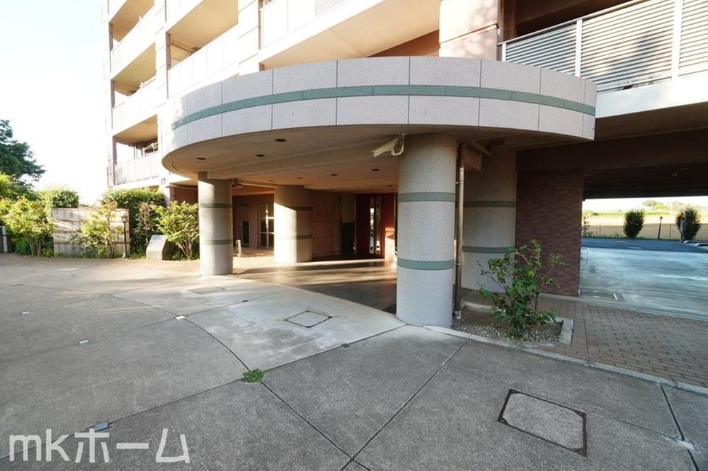 Renovated 3LDK Apartment in Funabashi, Chiba - Thumbnail 3