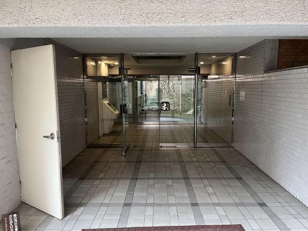 2LDK Apartment for Sale in Sendai Aoba Ward, Miyagi Prefecture - Thumbnail 4
