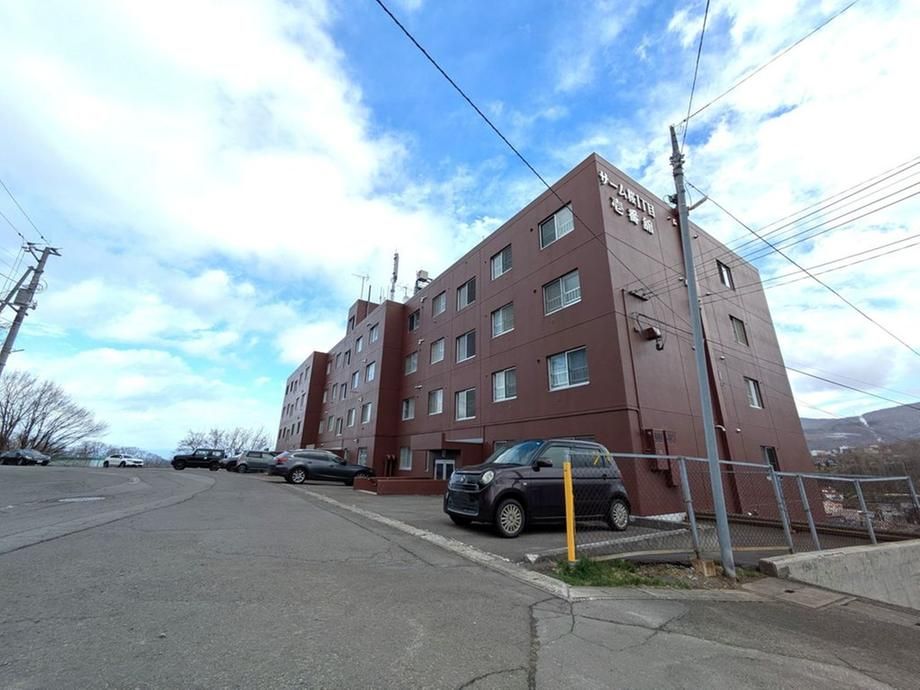 4LDK Apartment for Sale in Otaru, Hokkaido - 91m2 - Image 1