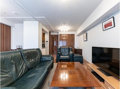 3LDK Apartment for Sale in Yokohama, Kanagawa - Thumbnail 4