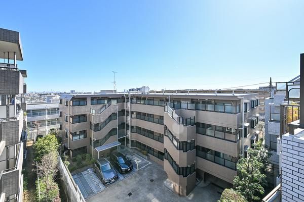3LDK Apartment for Sale in Miyamaedaira, Kawasaki - Thumbnail 2
