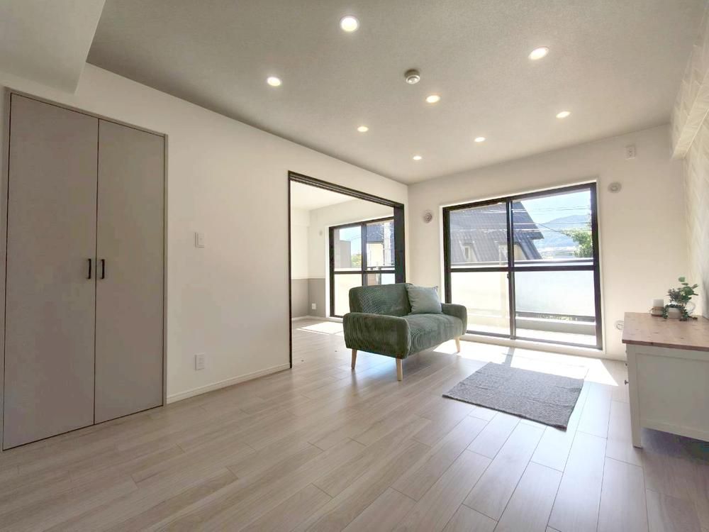 Renovated 3LDK Apartment Near Rikuzen-Ochiai Station in Sendai - Thumbnail 4