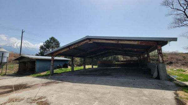Detached House for Sale in Fujinomiya with Large Land - Thumbnail 2