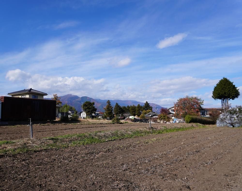 Land for Sale in Yamagata Village, Nagano - 236m2 - Thumbnail 3