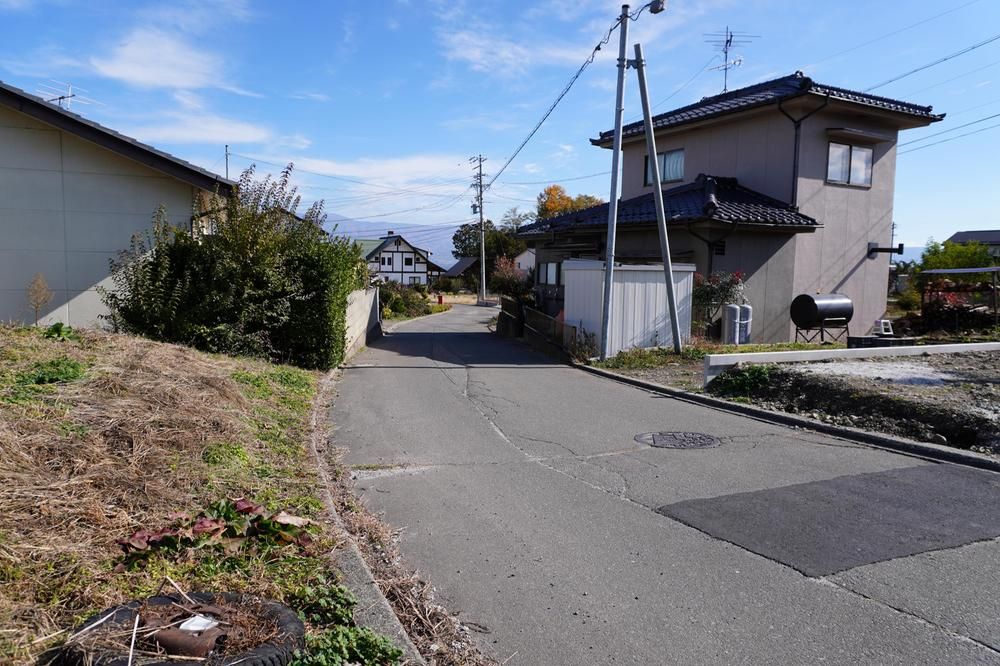 Land for Sale in Yamagata Village, Nagano - 236m2 - Thumbnail 2