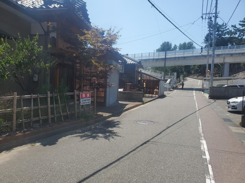 6DK Detached House for Sale near Uchino Station, Niigata - Thumbnail 3