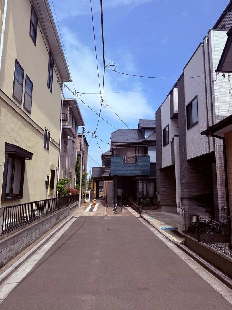 Modern 3-Storey House Near Minami-Yono Station, Saitama - Thumbnail 3