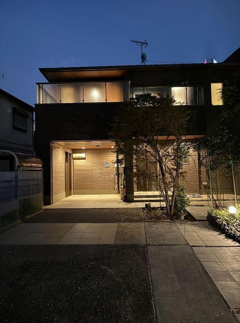 Spacious 2LDK House in Suginami by Sumitomo Forestry with Garden - Thumbnail 3