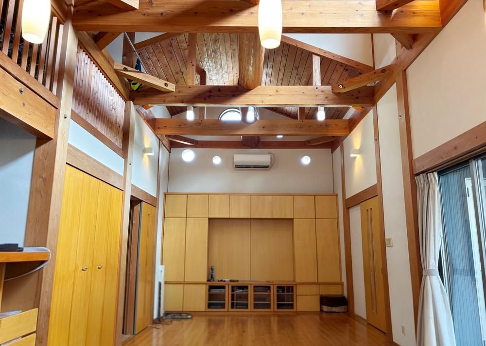 3LDK+2S House for Sale in Miyazaki City with Solar Power - Thumbnail 4