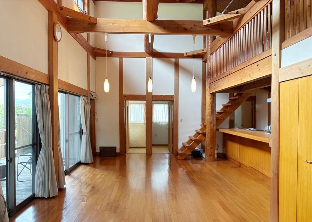 3LDK+2S House for Sale in Miyazaki City with Solar Power - Thumbnail 3