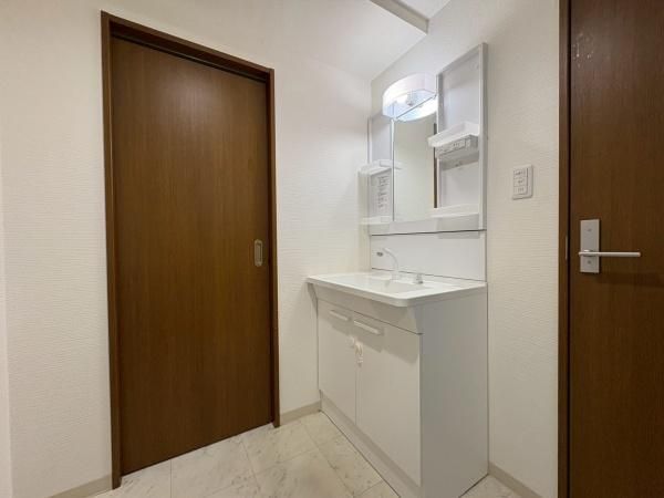 Port Hill Otaru 4LDK Apartment for Sale in Otaru, Hokkaido - Thumbnail 3