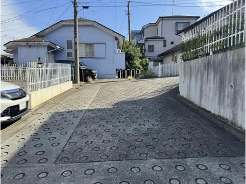 4LDK Detached House for Sale in Higashimurayama, Tokyo - Thumbnail 2