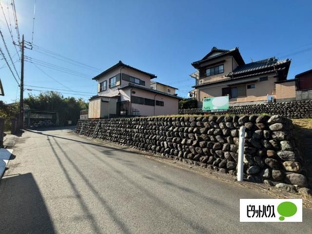 Land for Sale in Fujinomiya, Shizuoka - 189m2 Plot with Mt. Fuji Views - Thumbnail 2