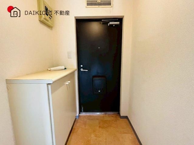 3LDK Apartment for Sale in Sakado, Saitama - 64.71 sqm - Thumbnail 3