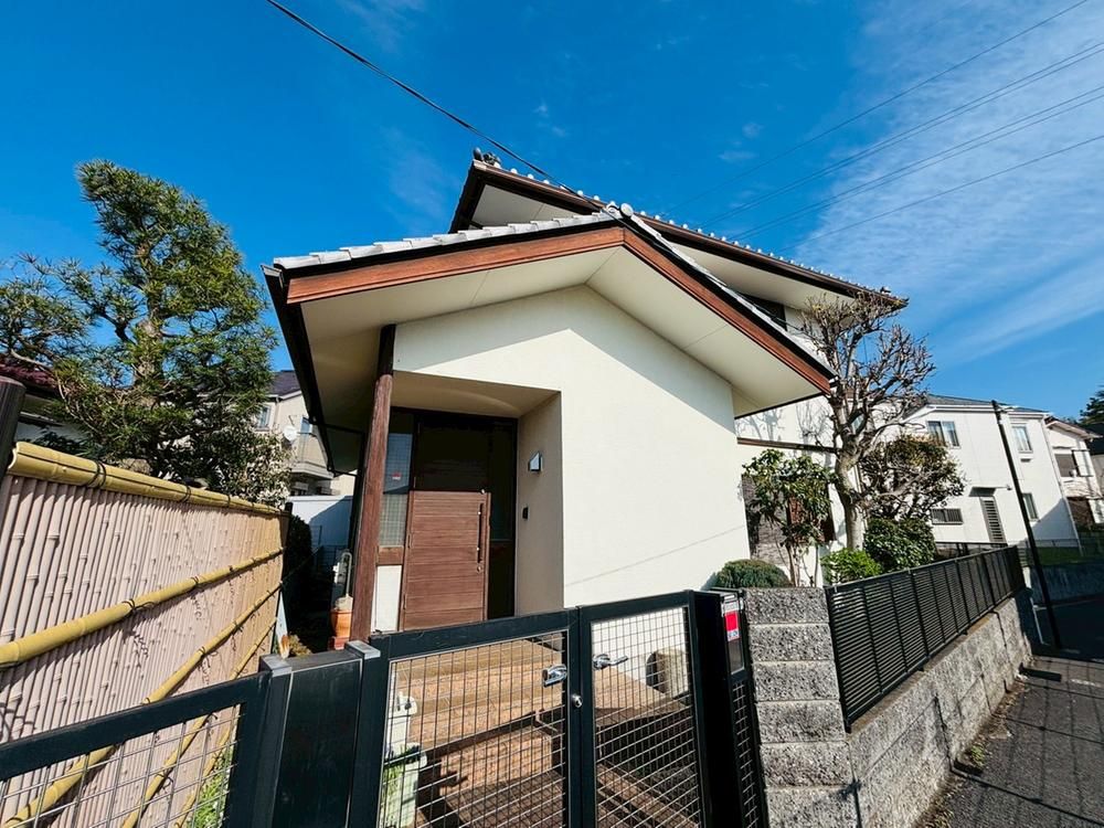 3LDK Detached House for Sale in Fuchu, Tokyo – 123.89m² - Thumbnail 2