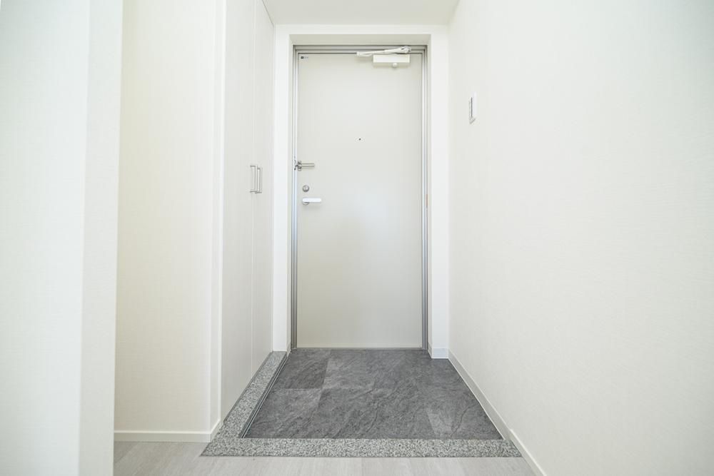 1K Apartment for Sale in Yonabaru, Okinawa with Ocean View - Thumbnail 3