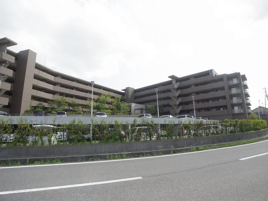 3LDK Apartment for Sale in Moriya, Ibaraki - 71.68 sqm - Thumbnail 3
