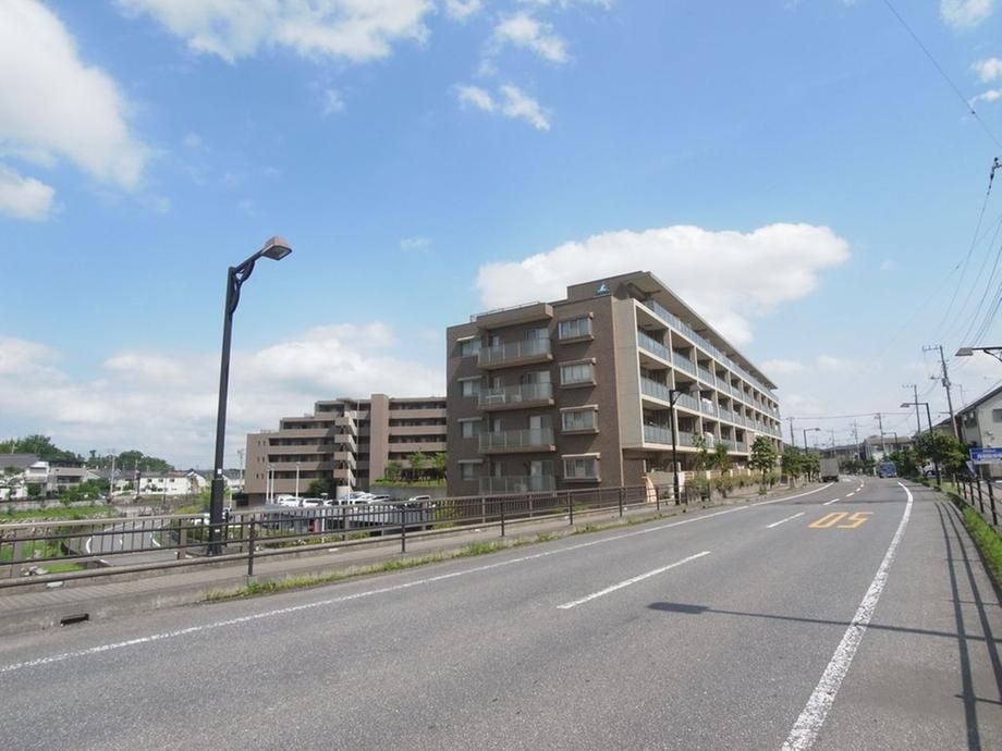 3LDK Apartment for Sale in Moriya, Ibaraki - 71.68 sqm - Thumbnail 2