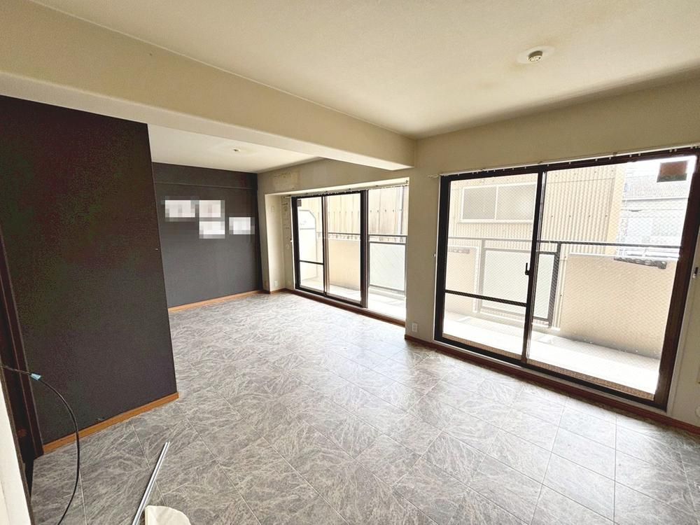 Renovated 3LDK Apartment in Higashisumiyoshi, Osaka - 64m2 - Thumbnail 4