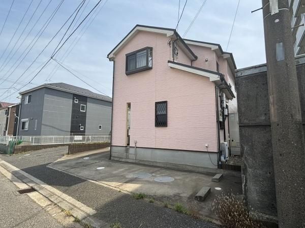 4LDK Detached House for Sale in Funabashi, Chiba - Thumbnail 2