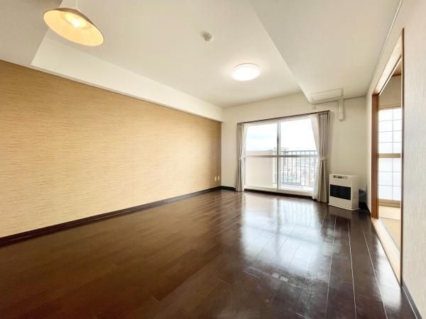3LDK Apartment for Sale in Asahikawa, Hokkaido with Mountain Views - Thumbnail 3