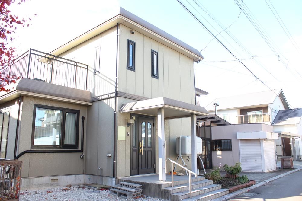 2LDK Sekisui Heim House for Sale in Hakodate, Hokkaido - Thumbnail 2